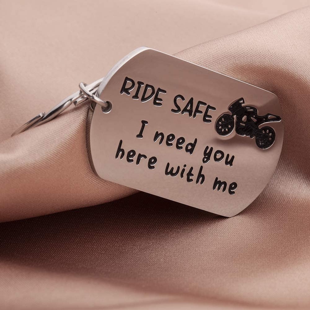 아버지의 날 라이드 안전한 키 체인 바이커 오토바이 열쇠 고리, 그를 위한 선물, 남자 친구 남편 아빠 커플 새로운 드라이버 바이커를 위한 선물
